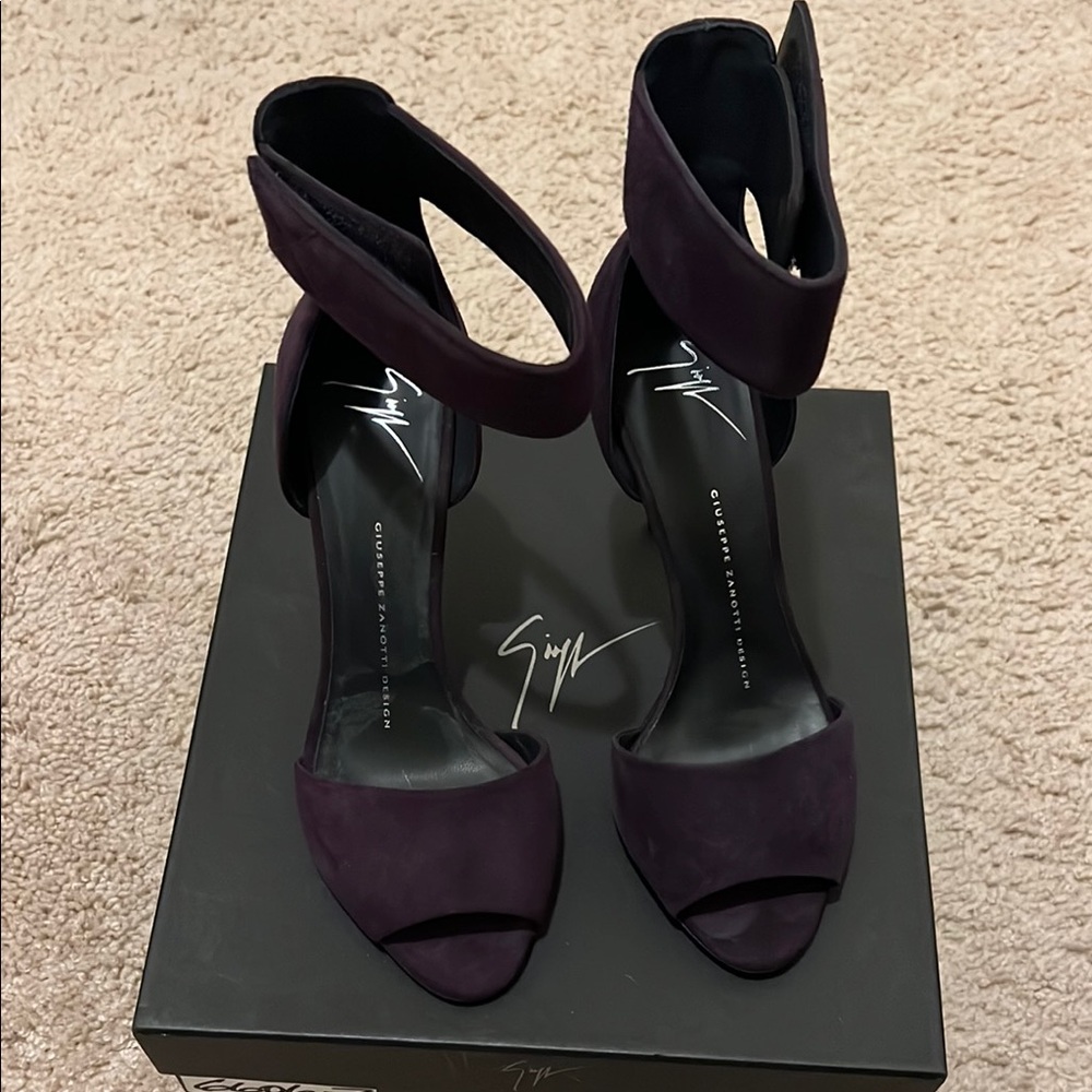 High heels 4 inches